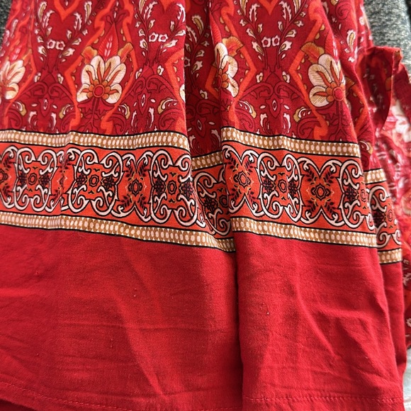 PRETTY GARDEN MAXI DRESS Red, Tan, Cream Wrap Side Tie Deep V neck Size Small - Picture 8 of 8